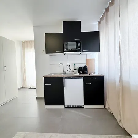 Durdi - Serviced - 24h Self-check-in & Parking Apartamento Groß-Zimmern