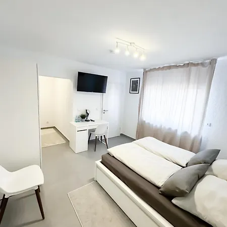 Apartamento Durdi - Serviced - 24h Self-check-in & Parking Groß-Zimmern