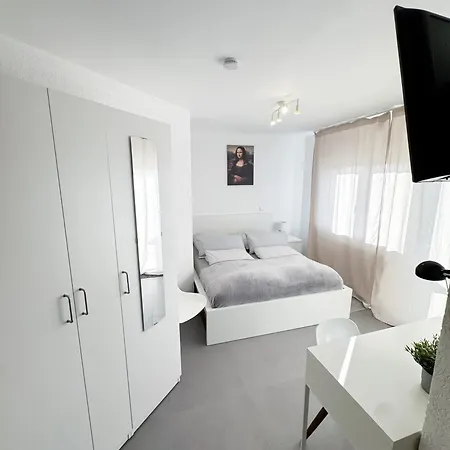 Durdi - Serviced - 24h Self-check-in & Parking * Groß-Zimmern