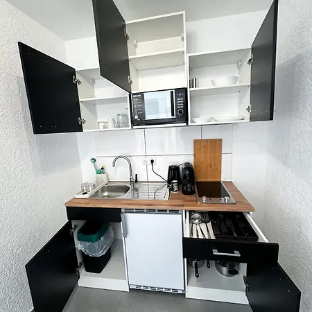 Apartmán Durdi - Serviced - 24h Self-check-in & Parking Groß-Zimmern