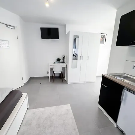 Durdi - Serviced - 24h Self-check-in & Parking Apartamento