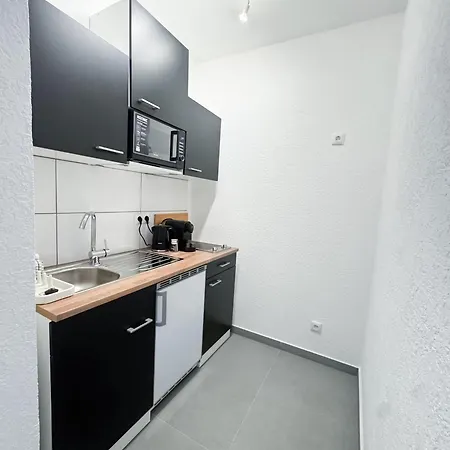 Durdi - Serviced - 24h Self-check-in & Parking * Groß-Zimmern