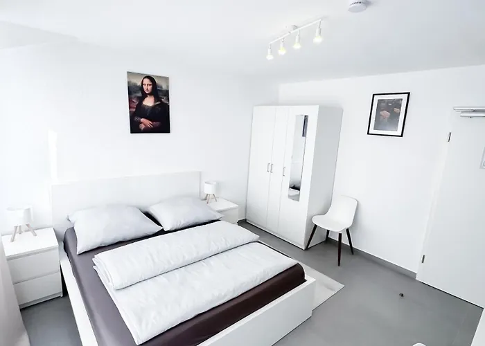 Apartamento Durdi - Serviced - 24h Self-check-in & Parking Groß-Zimmern