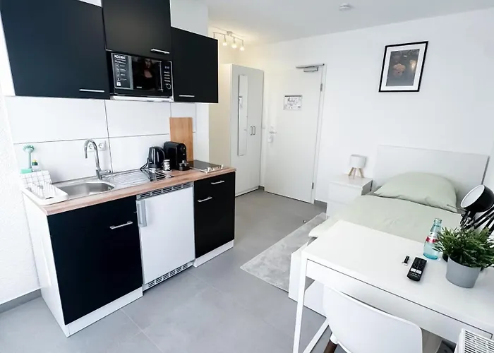 Apartamento Durdi - Serviced - 24h Self-check-in & Parking Groß-Zimmern